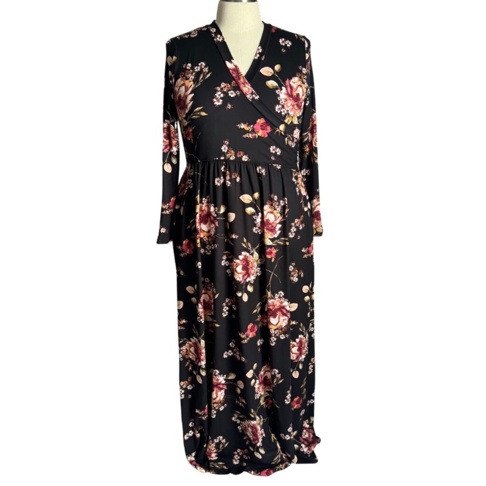 Women’s Plus Size Maxi Dress Black Floral with Pockets -  Sweet Lovely by Jen